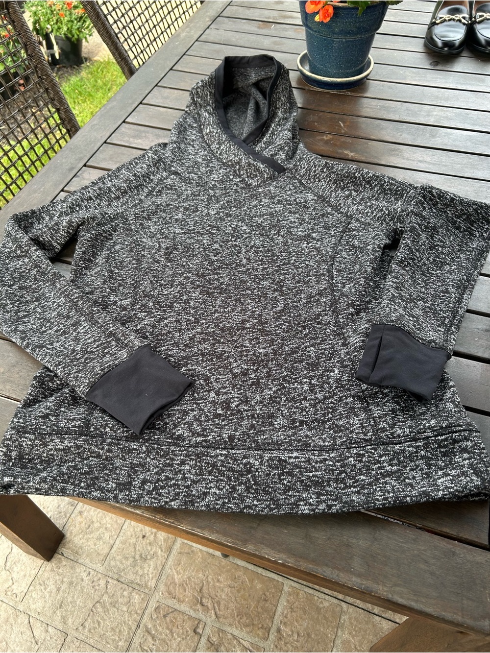 New pullover sweatshirt with thumb anchors at cuffs, elasticized cuffs with extr